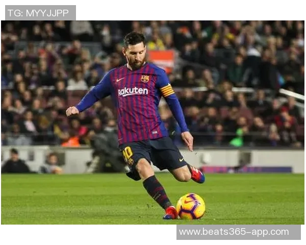 德保罗精准传中梅西头球攻门险些得手被门将神勇扑出